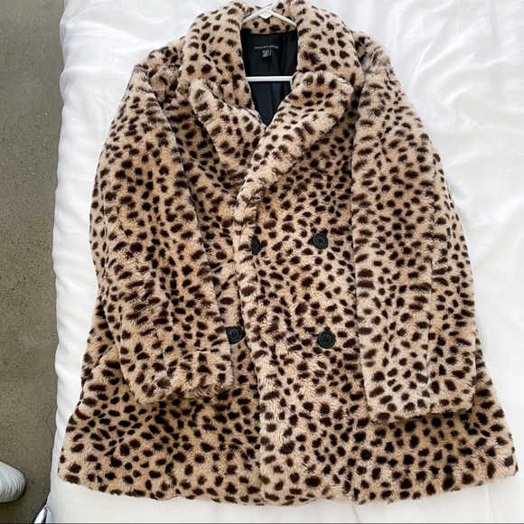 Saks Fifth Avenue Jackets & Blazers - Saks Fifth Avenue Longline Faux Leopard Fur Coat